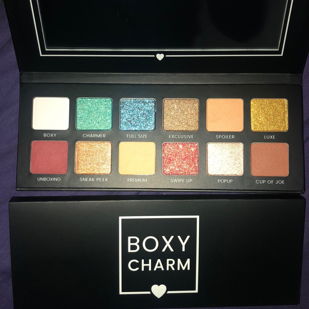 Boxy Charm Eyeshadow Palette